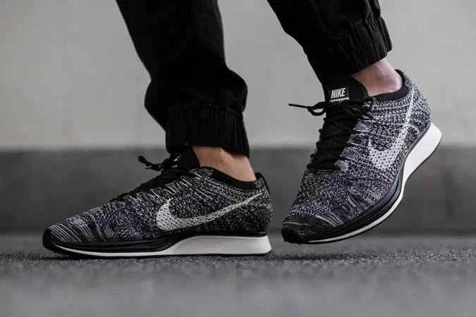 Giày thể thao nike flyknit racer 'oreo' 2. 0