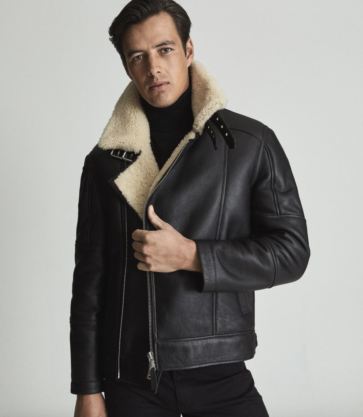 Những chiếc áo khoác shearling tốt nhất bạn có thể mua vào năm 2022 12 1646903225 608 nhung chiec ao khoac shearling tot nhat ban co the