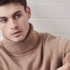 Cách mặc cổ cuốn theo 6 cách sành điệu