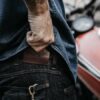 Cách chăm sóc quần jean của bạn: hướng dẫn chuyên nghiệp