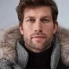 Áo khoác parka: hướng dẫn đầy đủ về áo khoác đi chơi mùa đông 9 Áo khoác parka: hướng dẫn đầy đủ về áo khoác đi chơi mùa đông