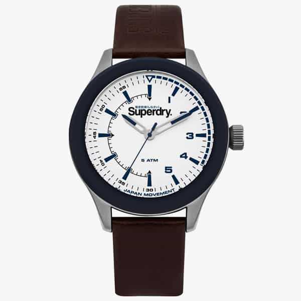Menswear secret santa: 21 món quà xuất sắc vào phút cuối 3 Superdry challenger watch