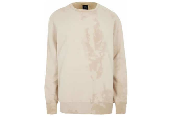 Những bộ quần áo nam mới tốt nhất để mua ngay bây giờ 17 River island x matthew miller design forum sweatshirt
