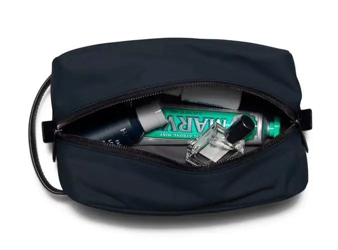 Away dopp kit