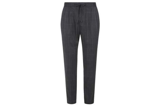 Những bộ quần áo nam mới tốt nhất để mua ngay bây giờ 5 Urban outfitters unisex check suit quần tây