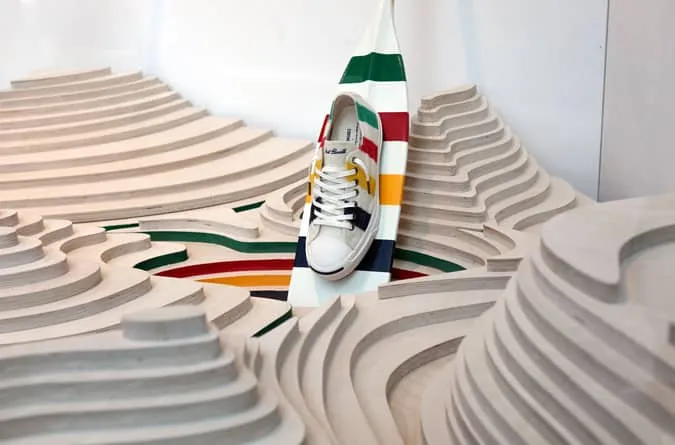 Sự hợp tác của converse x hudson's bay