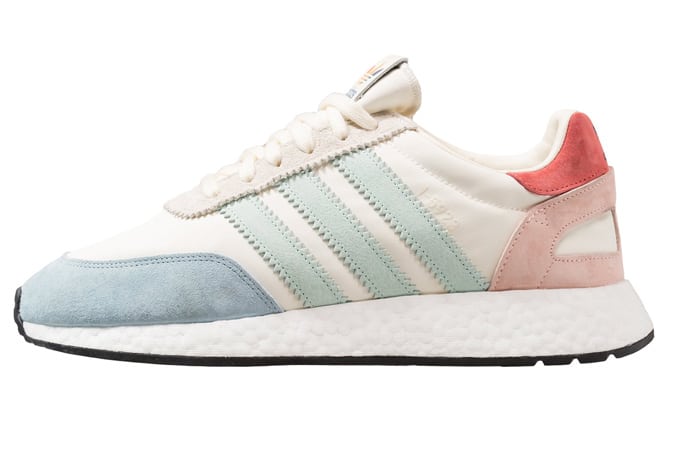 Những bộ quần áo nam mới tốt nhất để mua ngay bây giờ 7 Giày huấn luyện viên adidas i-5923 pride