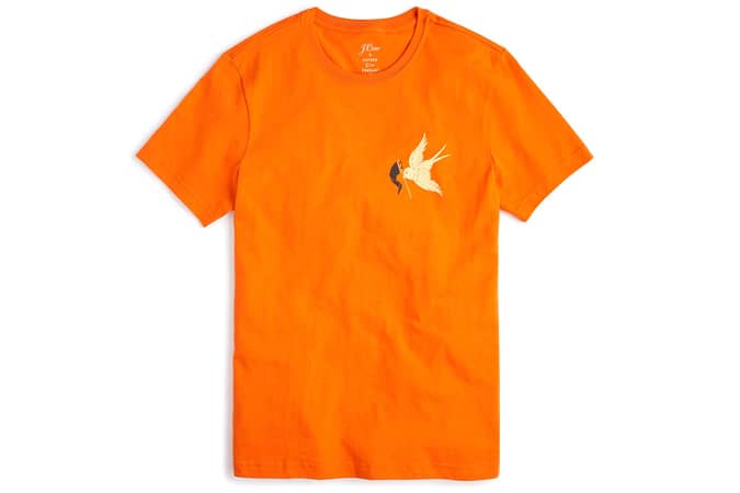 Trang phục nam mới tốt nhất để mua ngay bây giờ 16 J. Crew x oxford pennant và áo phông đồ họa cờ hiệu
