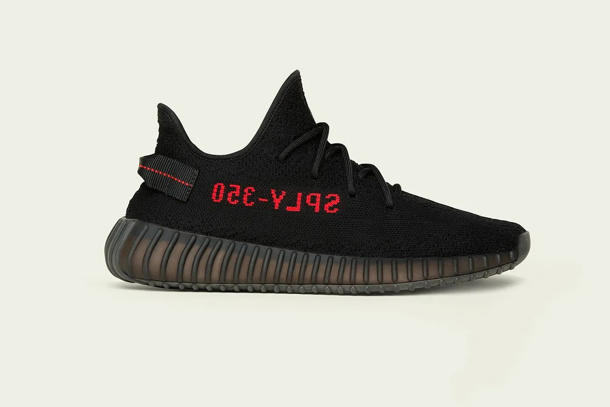 Adidas yeezy boost 350 v2 được lai tạo