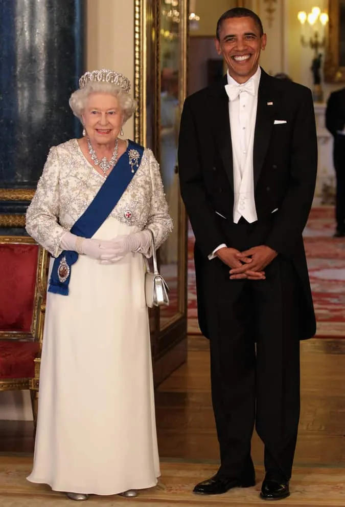 Barack obama white tie