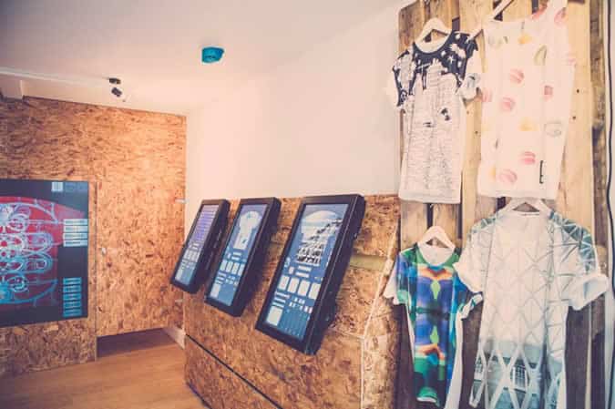 Cửa hàng bật lên yrstore 11 Yrstore
