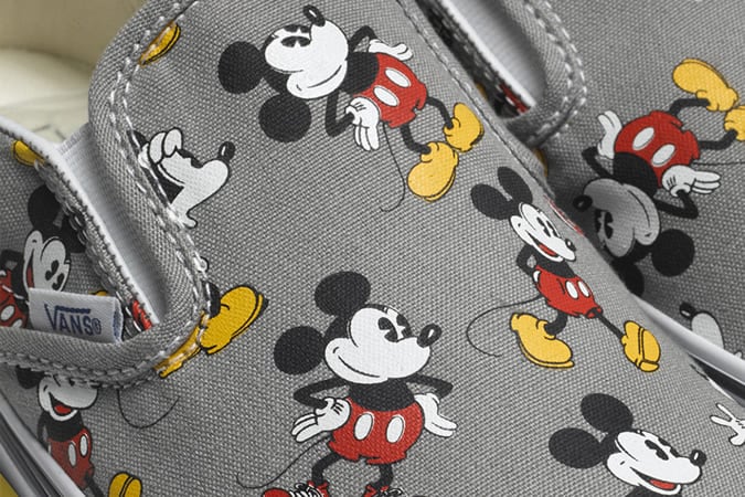 Bộ sưu tập 'young at heart' của vans x disney 17 Vans x disney young at heart collection