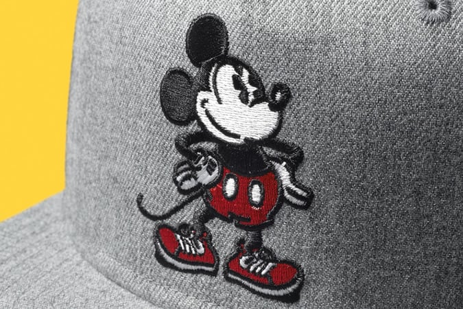 Bộ sưu tập 'young at heart' của vans x disney 19 Vans x disney young at heart collection