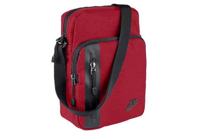 Các mặt hàng nhỏ của nike core 3. 0