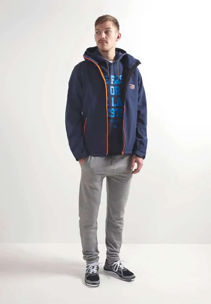 Jack & jones đưa ra thông báo kép