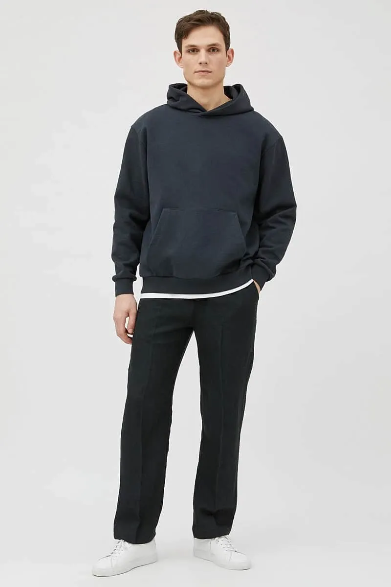 Áo hoodie thư giãn cho một ngày của tháng ba, cách mặc áo hoodie