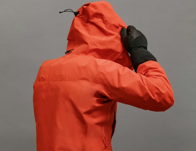 Những chiếc áo khoác gore-tex tốt nhất bạn có thể mua vào năm 2022 9 Arc'teryx