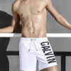 Calvin klein móng tay hồ bơi mát mẻ với đồ bơi ra mắt