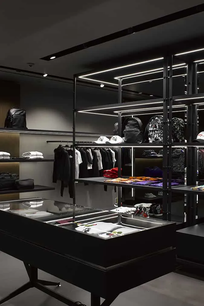 Cửa hàng dsquared2 london