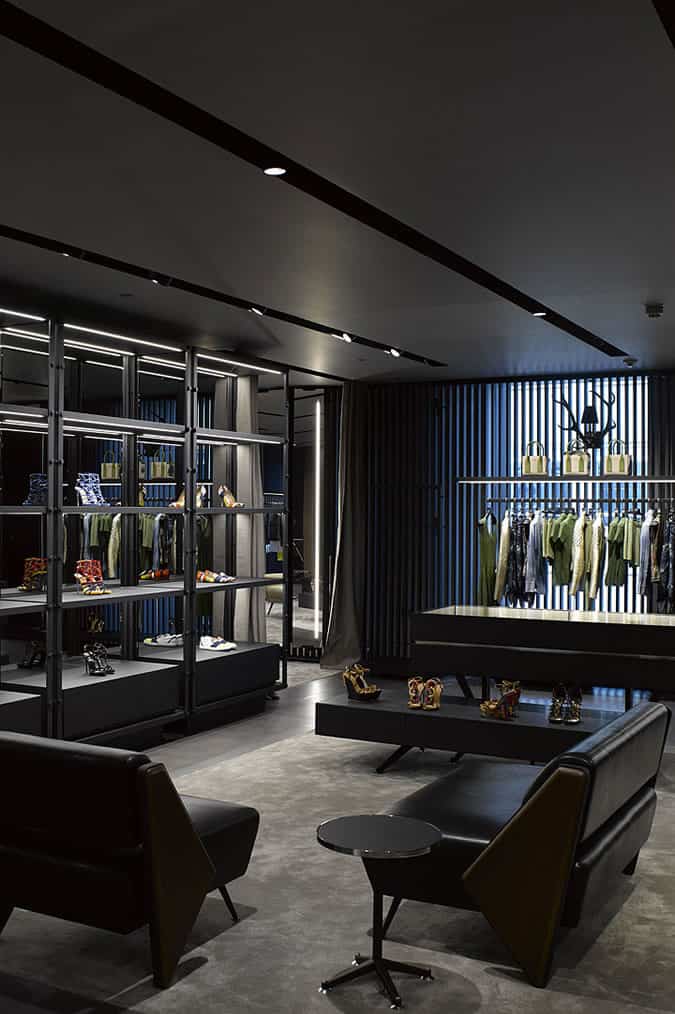 Dsquared2 mở cửa hàng flagship ở london 10 Cửa hàng dsquared2 london
