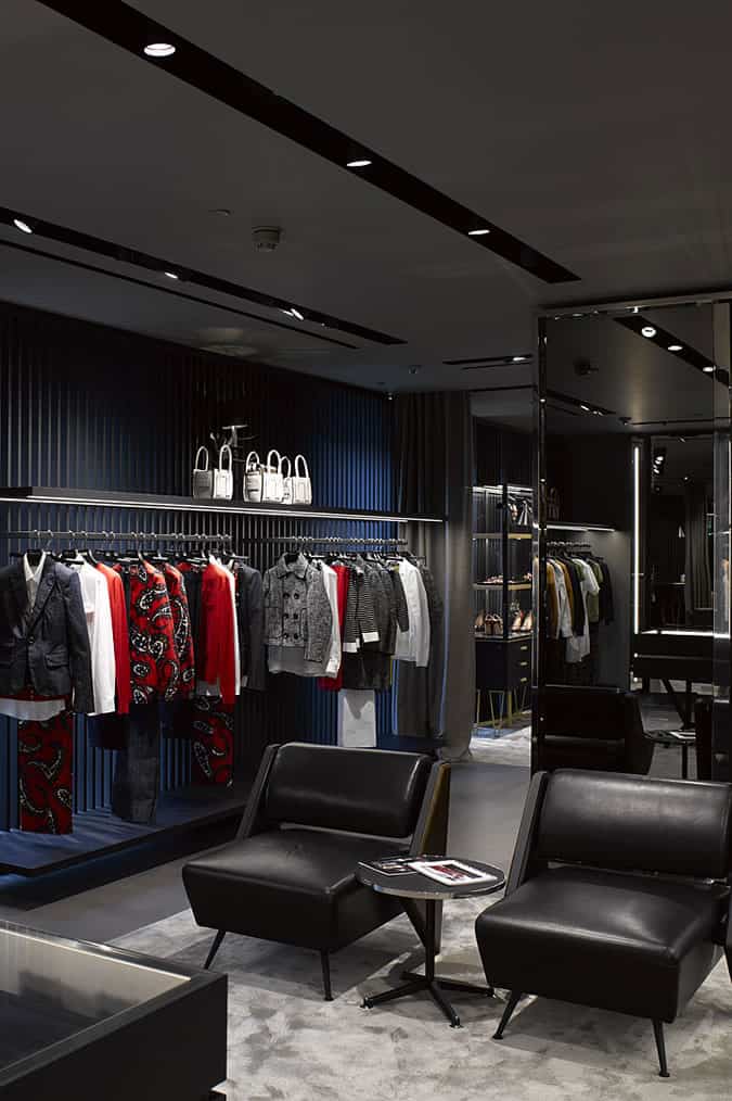 Dsquared2 mở cửa hàng flagship ở london 13 Cửa hàng dsquared2 london