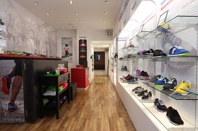 Cửa hàng bật lên saucony london 10 Cửa hàng bật lên saucony london