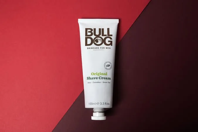 Dãy râu và cạo râu bulldog