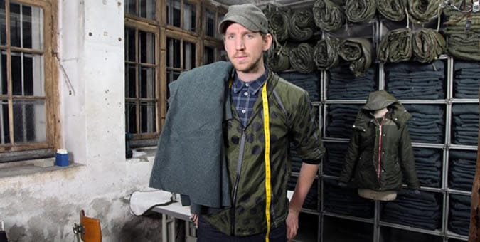 Christopher raeburn được bổ nhiệm làm giám đốc nghệ thuật của victorinox 2 Christopher raeburn được bổ nhiệm làm giám đốc nghệ thuật của victorinox