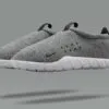 Nikelab's air moc fleece là đôi dép bạn có thể mang để đóng thế trong đội