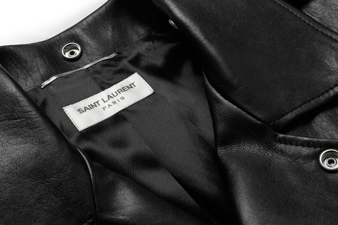 Ảnh chụp nhãn Saint Laurent