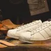 Adidas cho phép cửa hàng giày thể thao hàn quốc tạo ra những siêu sao của riêng mình