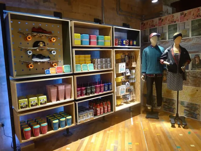 Cửa hàng urban outfitters leicester