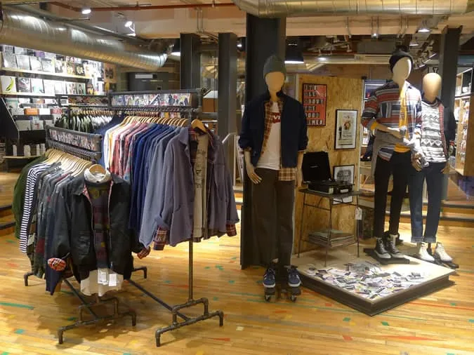 Cửa hàng urban outfitters leicester