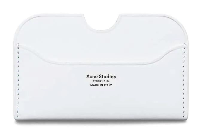 Acne studios ra mắt đồ da