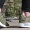 Đôi giày thể thao adidas nmd màu olive này sẽ là hàng độc quyền ở châu âu