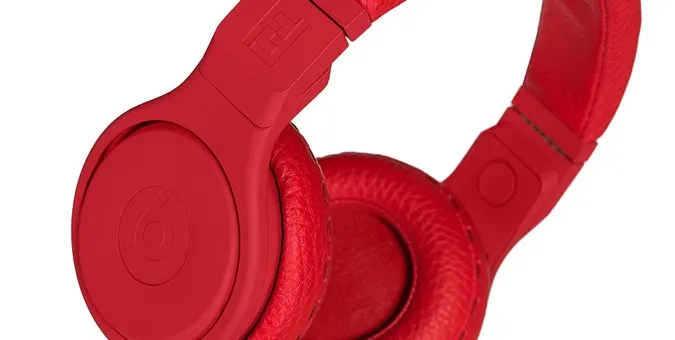 Tai nghe Fendi x Beats by Dre Pro