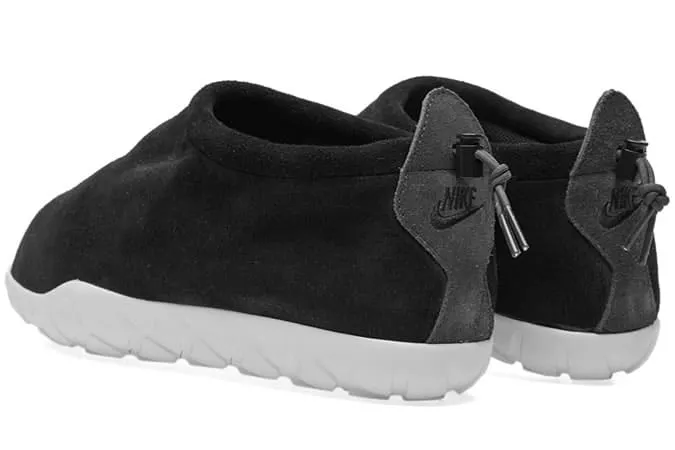 Nikeairmoc-6