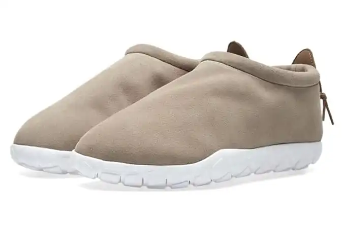 Nikeairmoc-3