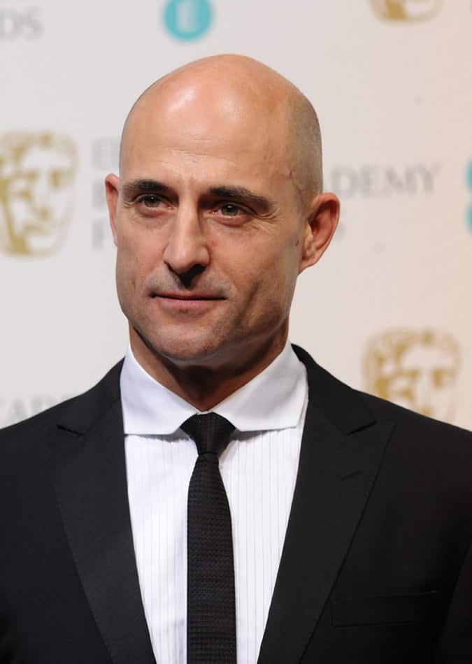 Hackett tại bafta's 2013 9 Mark strong - hackett tại bafta's 2013