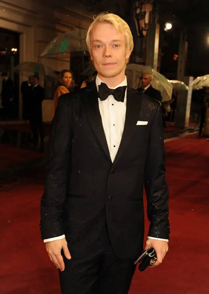 Alfie allen - hackett tại bafta's 2013