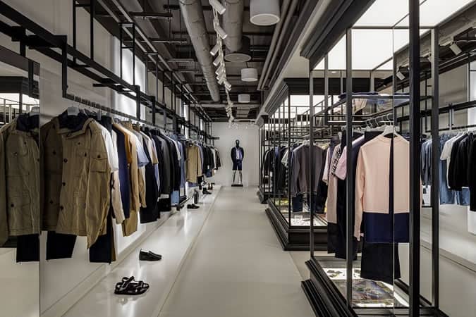 Bộ phận quần áo nam của harvey nichols được tân trang lại