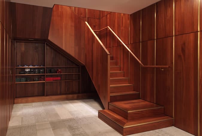 E. Tautz flagship store