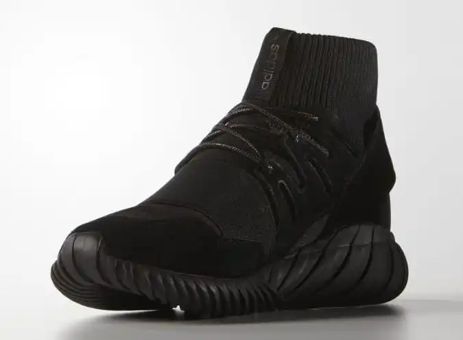 Adidas originals tubular doom blackout