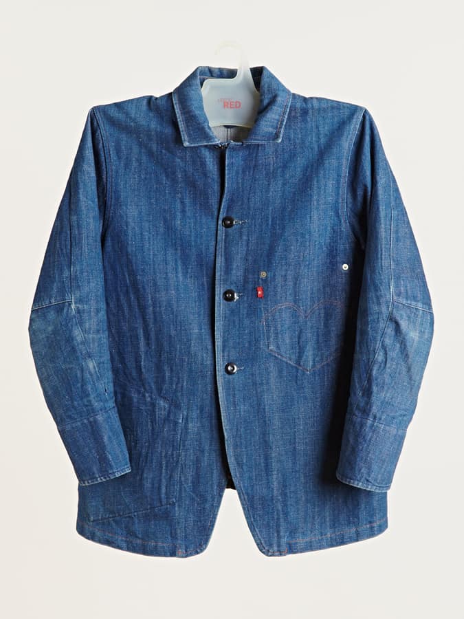 Levi's red archive tại ln-cc và lined red