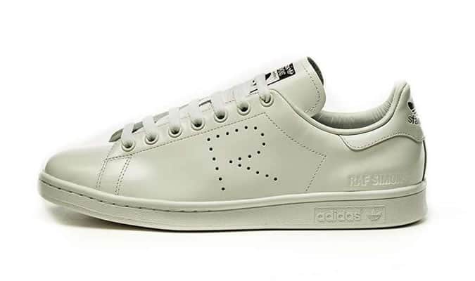 Bộ sưu tập adidas mới nhất của raf simons được đóng gói hai kiểu dáng mới 17 Bộ sưu tập huấn luyện viên nam mùa thu / thu / đông 2016 của adidas by raf simons