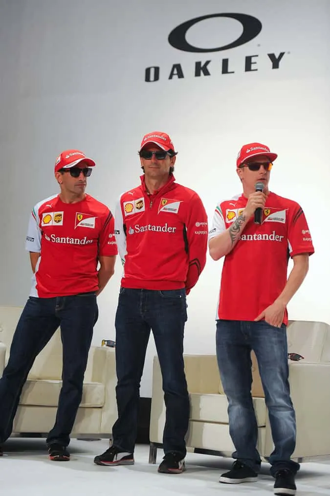 Oakley và ferrari launch partnership