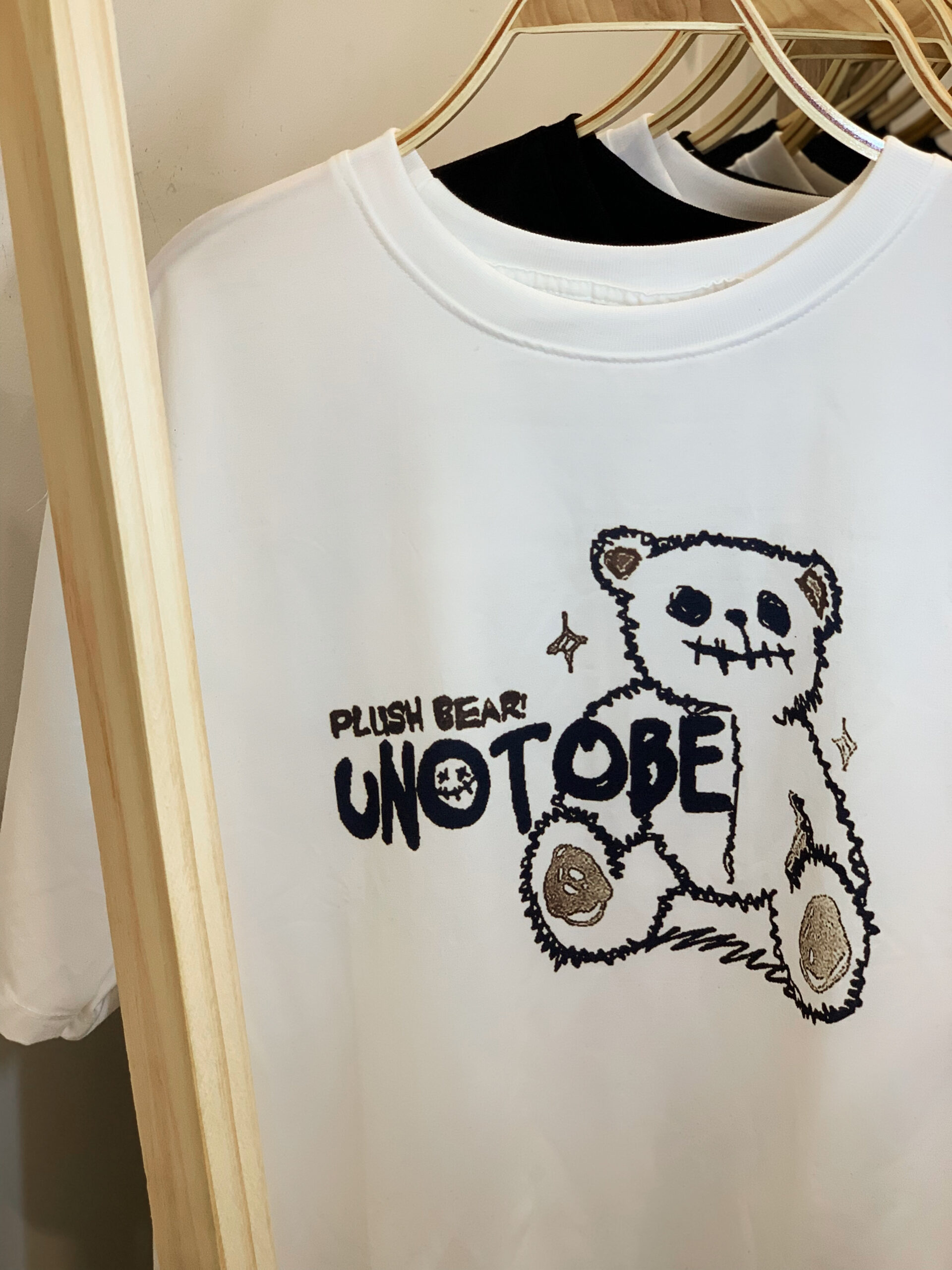 Áo thun unisex tay lỡ form rộng in hình gấu bear unotobe dành cho nam nữ, áo phông unisex jteeman hình dễ thương vải cotton thoáng mát jt35_3 Áo thun unisex tay lỡ form rộng in hình gấu bear unotobe dành cho nam nữ, áo phông unisex jteeman hình dễ thương vải cotton thoáng mát jt35_3