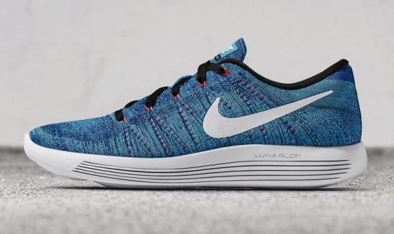 Nike đang tung ra một chiếc LunarEpic Flyknit mà không có tất