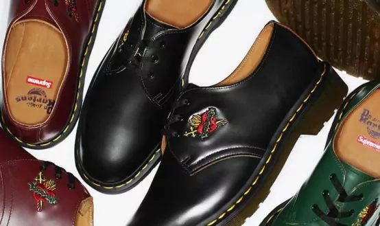 Tối cao hợp tác với Dr Martens để có một buổi hợp tác về giày dép mới