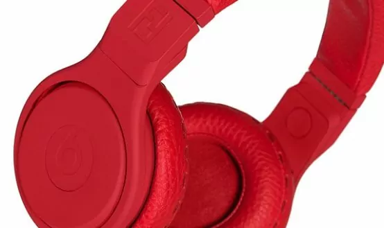Tai nghe Fendi x Beats by Dre Pro